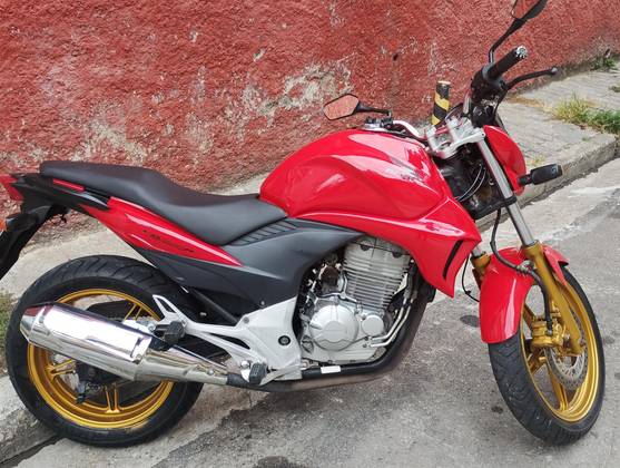 HONDA CB 300R 